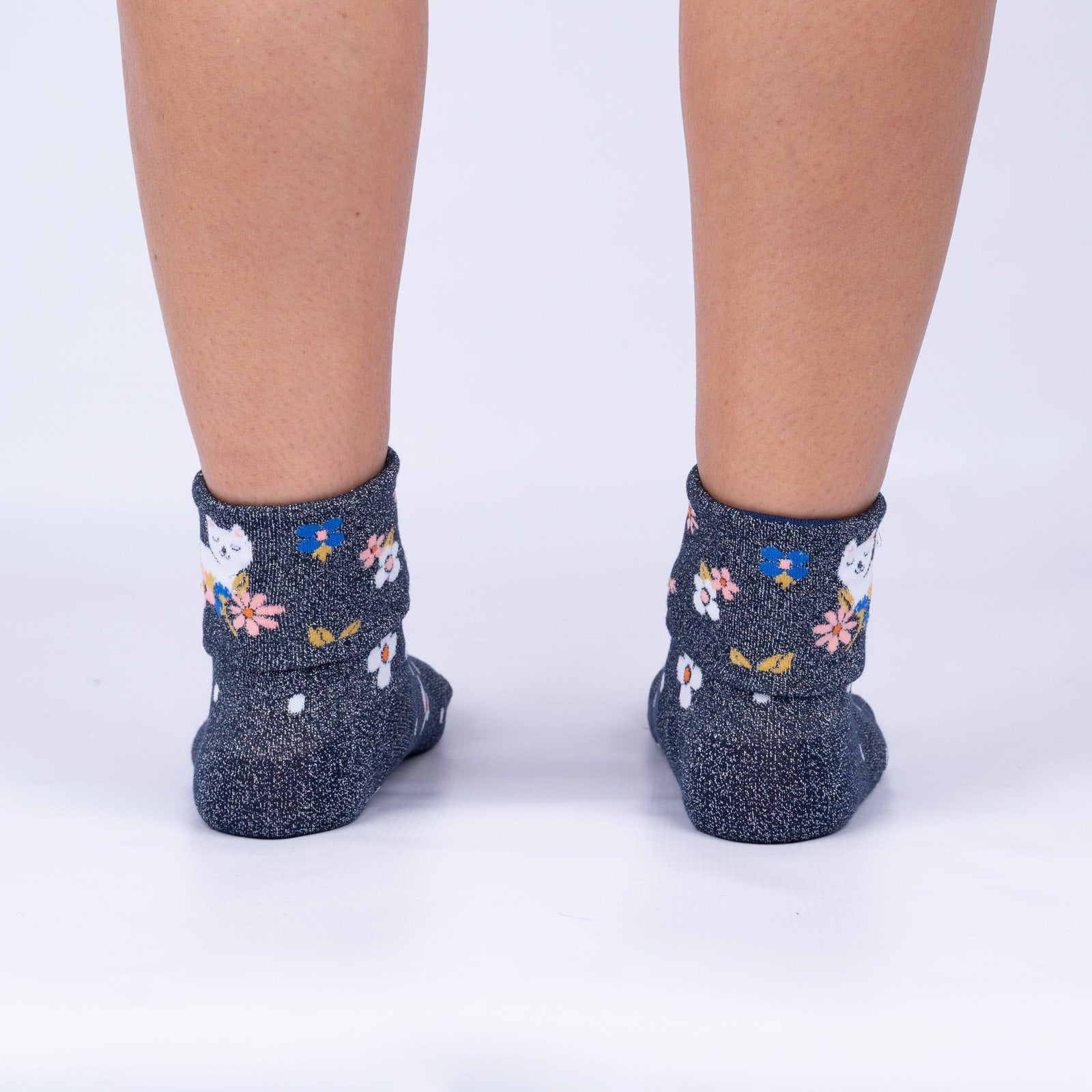 Sitting Kitty Turn Cuff Socks